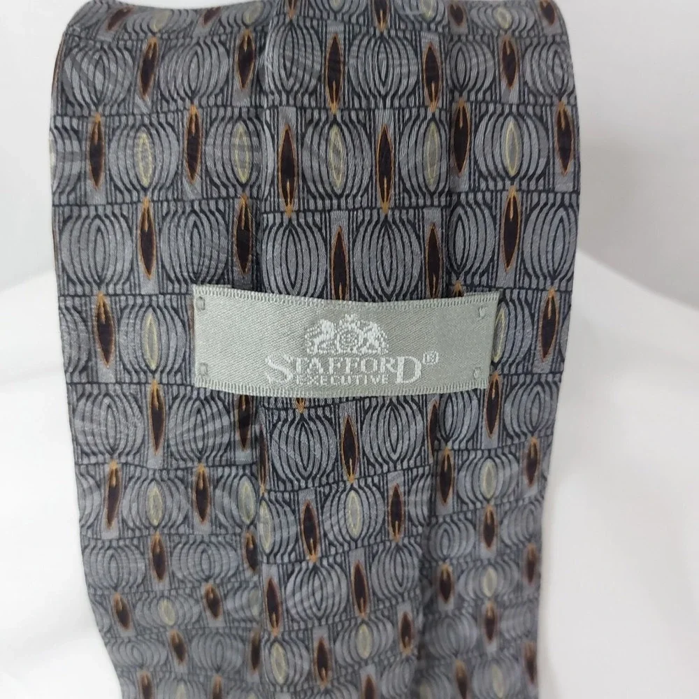 STAFFORD EXECUTIVE Silk Tie Geometric Gray Black Mens Necktie Costa Rica 58